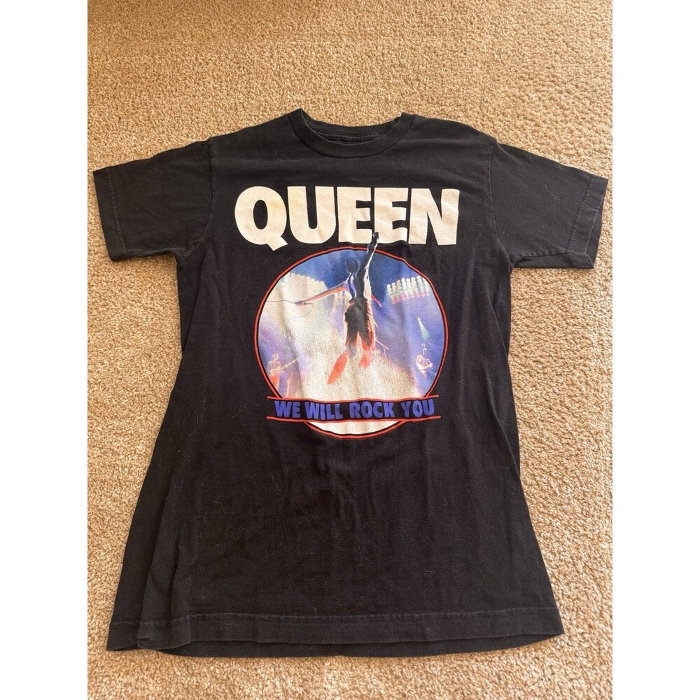 Queen We Will Rock You Band T Shirt Womens Small Black 2018 Tour Graphic Logo T